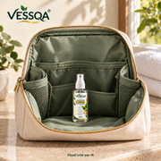 Huile VESSQA 100 ml dans une trousse de toilette